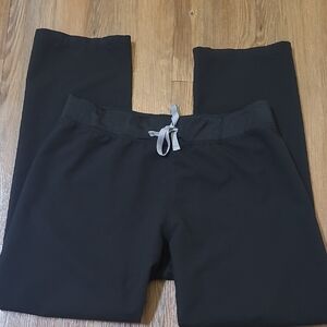 Figs for women zise L Black Pants with Drawstring used good condition